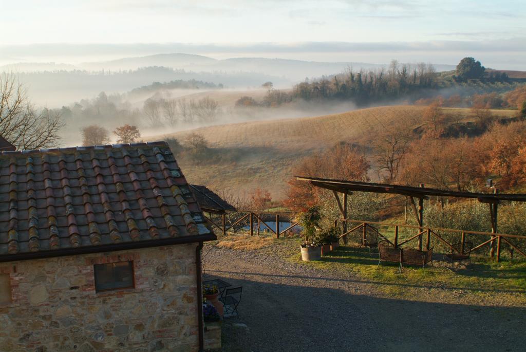 Agriturismo Podere Alberese Asciano Exteriér fotografie