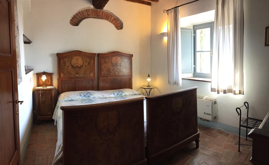 Agriturismo Podere Alberese Asciano Exteriér fotografie